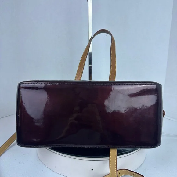 Louis Vuitton LV Hand Bag Vernis Purple Rosewood Auenue - Picture 10 of 13